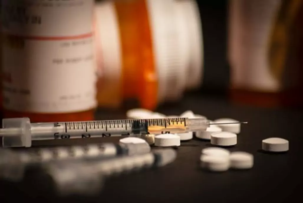 pills_needle.jpg